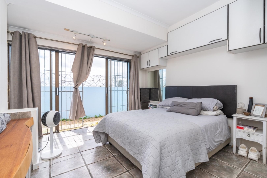 2 Bedroom Property for Sale in Woodstock Western Cape